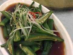 -马尔龙新疆饭店·清真(瑞景店)