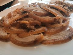 德胜枣木烤鸭-雀蓝川菜(奥体广场店)