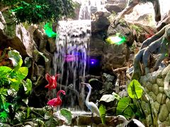 -多彩贵州城极地海洋世界