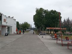 -前小桔亲子创意农场·草莓采摘·露营烧烤