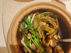 -八府香鸭·啫啫煲(华山路店)