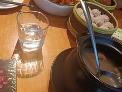 -莲餐厅·湖北菜·潜江小龙虾店(愚园路店)