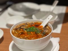 酸辣汤-鼎泰丰(德基广场店)