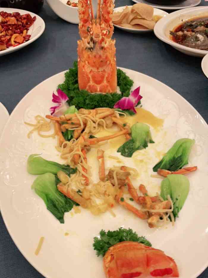 顺峰(南二环店)-"整体环境不错的一家店,交通停车都很方便,.