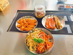 -马路牙子烧烤音乐酒馆(望京店)