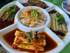 -令氏家外家周秦食府(高新店)