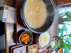 -银米·云南传统过桥米线(双廊黑金冠店)