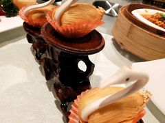 金枕榴莲天鹅酥-安蒂娅.悦景轩中餐厅(西乡店)