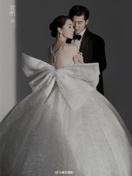 -至臻微拉婚纱摄影