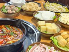 -黔三一夺夺粉酸汤火锅(百信店)