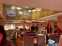 大堂-何师傅美蛙鱼头(汉街店)
