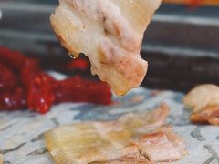 烤特色五花肉-口岸齐齐哈尔烤肉(风尚米兰总店)