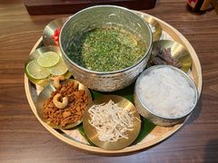 -良米山·云南野生菌过桥米线(上海首店)