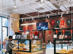面包甜点陈列柜-熊叔熊婶面包房(团结湖店)