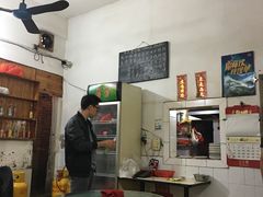 -容里煲仔饭(利丰北路店)