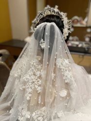 -莫小姐婚纱