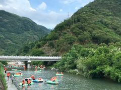 -雅鲁激流探险漂流