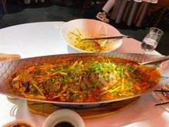 招牌跳水鱼-小河盐帮·私家菜·烤鸭(三元桥·霄云路店)