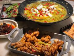 馋嘴香锅牛蛙-佬肥猫(国华广场店)