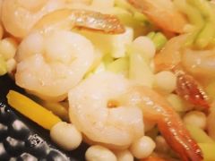 鸡头米炒凤尾虾-童福兴·南京菜(老门东店)