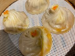 蟹肉鲜肉小笼-蟹榭·本帮江浙菜·蟹宴(五角场合生汇商场店)