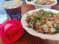 -CowCow其其·牛杂咖啡公司(六运店)