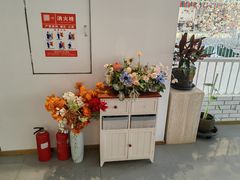 -ins森林童话餐厅coffee&bistro