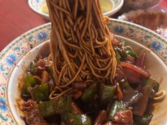 -金杨拉面王小吃面馆·牛三宝面·红烧牛肉粉