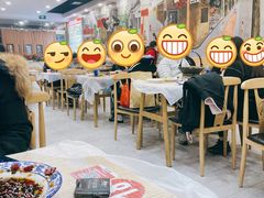 大堂-江城燕子大排档(江汉路步行街店)