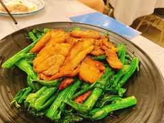 叉烧炒芥蓝-粤·向群饭店(龙津东路总店)