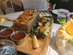 -ins森林童话餐厅coffee&bistro