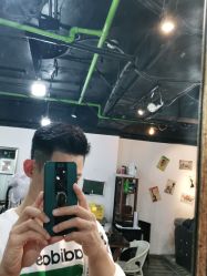 -纯剪男士理发馆·烫染专业店