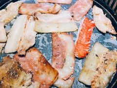 -佰烧海鲜烤肉火锅自助(世茂国际广场店)