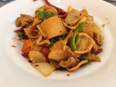 -汗腾格里·风味餐厅(新疆驻京办店)