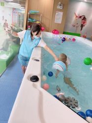 -Cool  Fun 蓝鲸π婴幼儿水育中心(宜乐荟店)