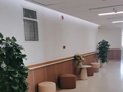 -上海市第四人民医院