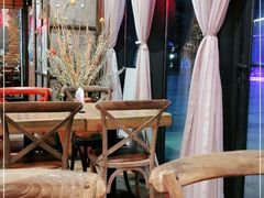 -玛格萝妮(汇智国际商业中心店)