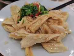 南昆山捞起腐竹-广东道至正餐厅(区庄店)