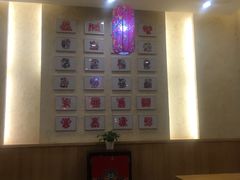 -秦香陕西食府(华贸天地店)