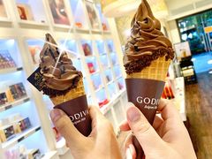 经典巧克力软冰淇-GODIVA(王府井apm店)