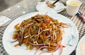 Chen Village Dry Fried Beef Rice Noodles