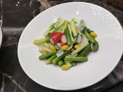 -南京悦客假日酒店