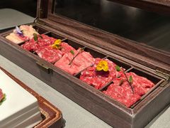 -左庭右院鲜牛肉火锅黑金店(陆家嘴中心店)