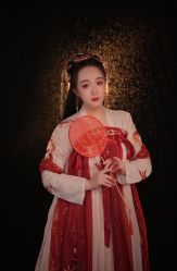 -汉仪华裳汉服馆(打浦桥店)