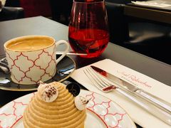 -Salon de The de Joel Robuchon(外滩18号店)