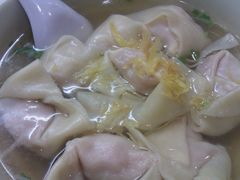 三鲜馄饨-珊珊小笼馆(仙霞路店)