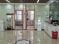 -茂菊口腔连锁(浦东南路店)