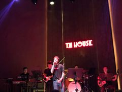 -TZ House音乐现场(来福士中心店)