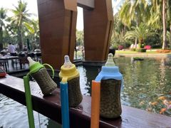 -三亚湾海居铂尔曼度假酒店