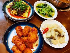 -岳记兴隆·青城腊排铜火锅(融创店)